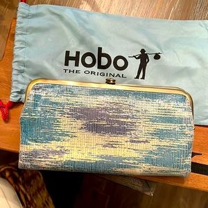 Hobo clutch wallet